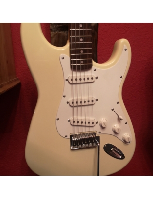 Fender® Squier M2 Standard...